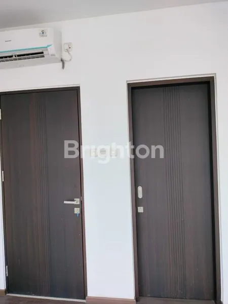 image RUMAH MINIMALIS 2 LANTAI DI SERPONG, SHM GOLDEN STONE\NJUAL RUMAH (3)