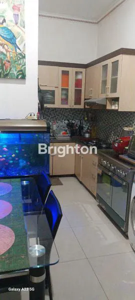 image DIJUAL RUMAH CANTIK SEMIFURNISH TENGAH KOTA BERNUANSA MINIMALIS LOKASI DALAM PERUMAHAN REGENCY AMAN NYAMAN HARGA NEGO (3)