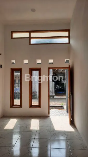 image RUMAH BARU LT 103M² SIAP HUNI STRATEGIS (3)