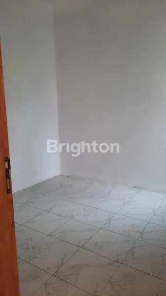 image RUMAH BARU LT 103M² SIAP HUNI STRATEGIS (4)