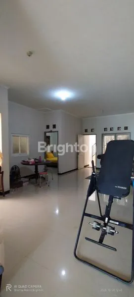 image RUMAH 1.5 LT + JACUZZI HANYA 5 MENIT DARI GERBANG TOL SURABAYA-MALANG (3)