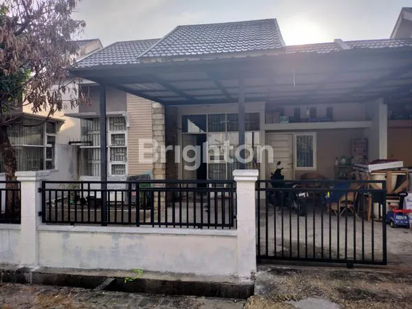 image RUMAH CANTIK DEKAT GRAHA PENA PANAM (1)