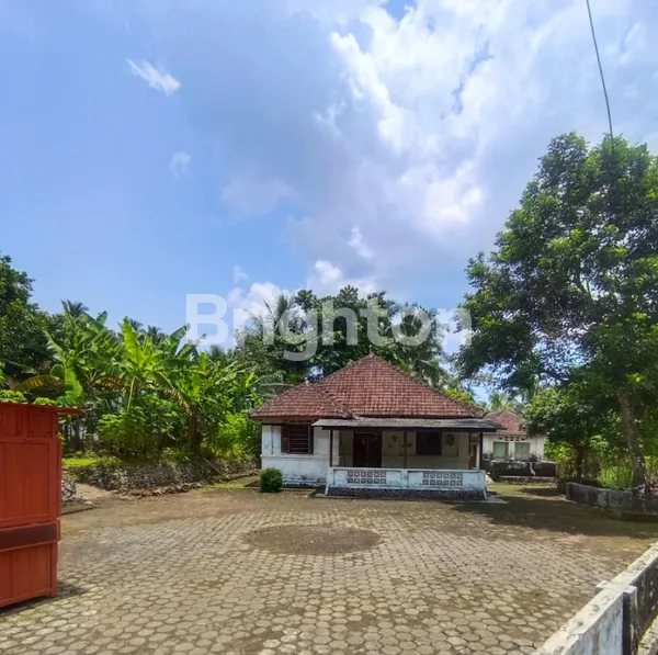 image RUMAH ARTISTIK DI DAERAH YG NYAMAN DAN SEJUK  (1)
