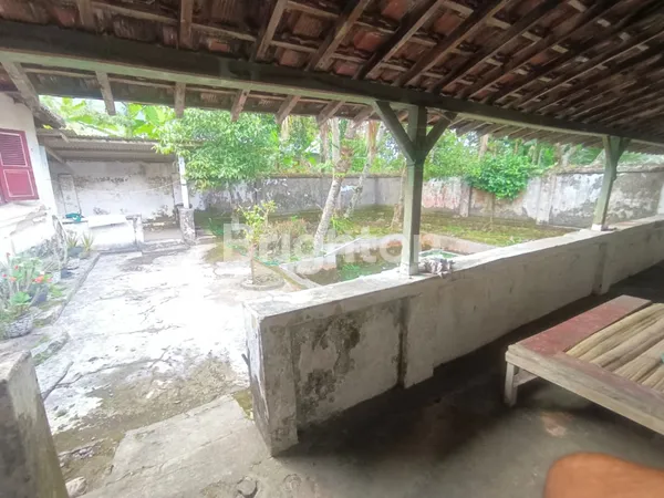 image RUMAH ARTISTIK DI DAERAH YG NYAMAN DAN SEJUK  (7)