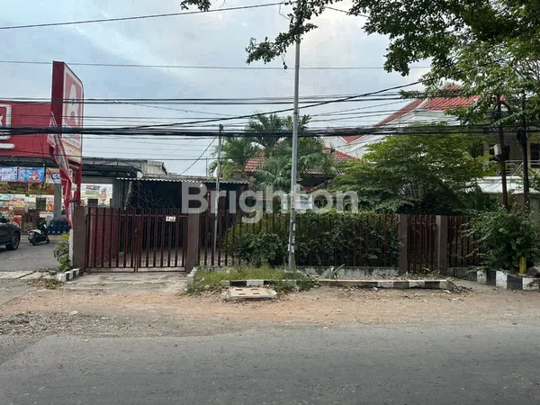 image DIJUAL RUMAH KOMERSIAL NOL JALAN RAYA TENGGILIS DEKAT CHICCO, KOPITARGRA, JUS KODE, ALFAMIDI, COCOK UNTUK CAFE, KANTOR,  SHOWROOM, DLL - LOKASI PREMIUM & RAMAI USAHA (1)