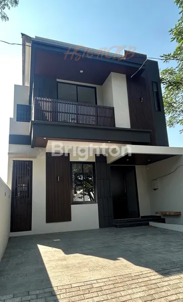 image RUMAH GRESS DI NORTHWEST CITRALAND MINIMALIS MODERN LOKASI BOULEVARD (5)