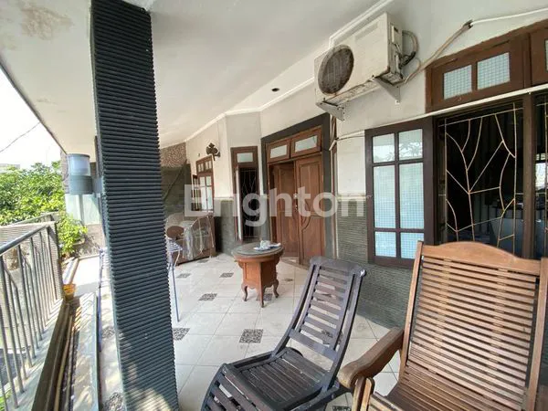 image LOKASI STRATEGIS, SELENGKAH KE SURABAYA (7)