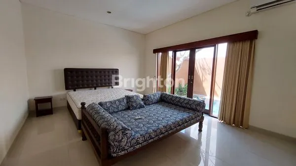 image THREE BEDROOM VILLA WITH FURNISHED CLOSED TO SANUR BEACH  (6)