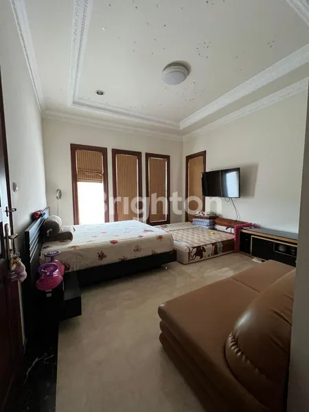 image RUMAH DHARMAHUSADA PERMAI SURABAYA (7)