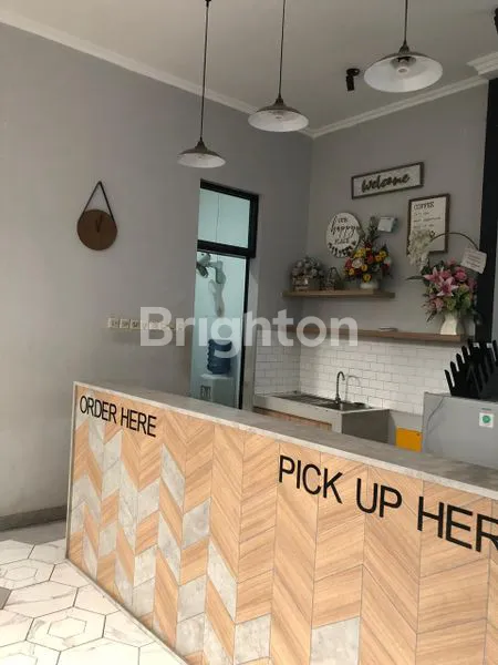 image TEMPAT USAHA OTOMOTIF  AKTIF + CAFE (7)