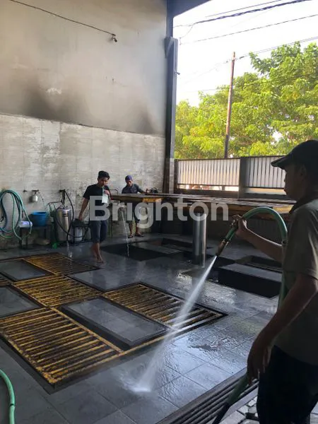 image TEMPAT USAHA OTOMOTIF  AKTIF + CAFE (6)