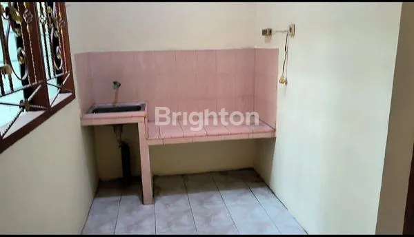 image RUMAH FURNISHED DEKAT MALL CIPUTRA (5)