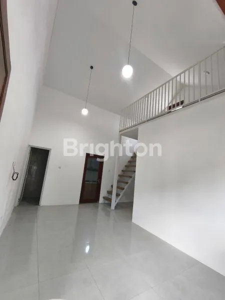 image RUMAH 2 LANTAI DEKAT TOL PRAMBANAN (3)