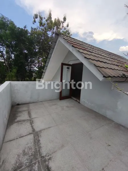 image RUMAH 2 LANTAI DEKAT TOL PRAMBANAN (5)