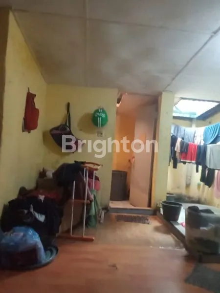 image RUMAH DI KAWASAN HELVETIA HARGA RP. 260.000.000 (8)