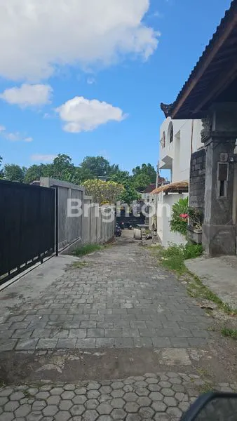 image DISEWAKAN RUMAH JANGKA PANJANG LOKASI STRATEGIS KEROBOKAN BALI (5)