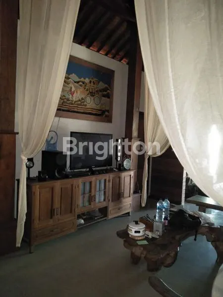 image DISEWAKAN RUMAH JANGKA PANJANG LOKASI STRATEGIS KEROBOKAN BALI (1)