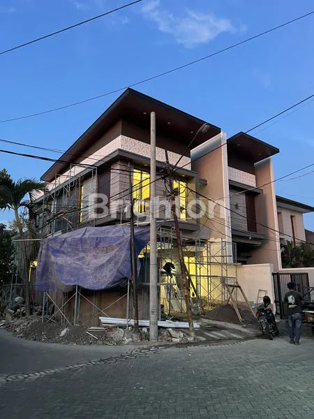 image NEW GRESS JALAN UTAMA MANYAR JAYA, ROW 4 MOBIL HADAP SELATAN ADA 2 UNIT JEJER START 1.95M HADAP SELATAN (5)