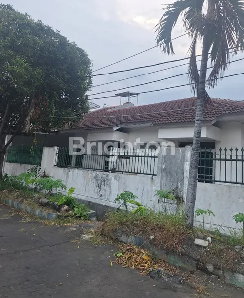 image RUMAH SECOND STRATEGIS BENDUL MERISI DEKAT PLAZA MARINA SARONOJIWO PRAPEN JEMURSARI TENGGILIS SIDOSERMO JAGIR WONOKROMO (8)