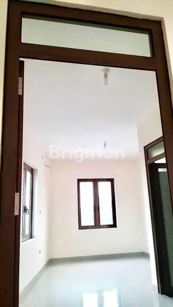 image RUKO SIAP HUNI 3 LANTAI DI BAMBU LARANGAN (7)