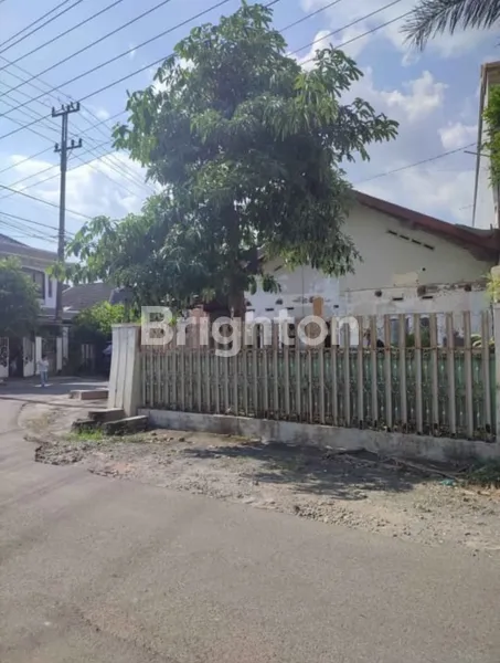 image JAJAR - LAWEYAN , RUMAH / TANAH MURAH LOKASI STRATEGIS YANG TERMASUK DAERAH PRETISIUS SOLO BARAT. LT  (2)