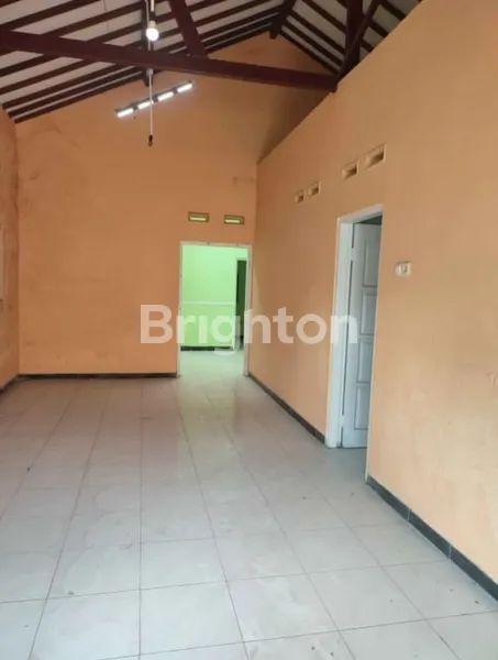 image JAJAR - LAWEYAN , RUMAH / TANAH MURAH LOKASI STRATEGIS YANG TERMASUK DAERAH PRETISIUS SOLO BARAT. LT  (3)