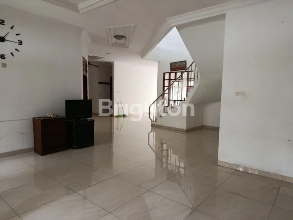 image DIJUAL RUMAH MEWAH LOKASI PREMIUM JAKARTA SELATAN (6)