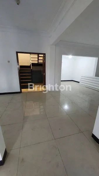 image RUMAH RAYA DELES KLAMPIS ANOM NOL JALAN RAYA  (6)