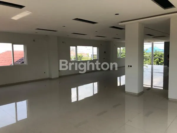 image RUKO 4,5 LANTAI DI SEMARANG TENGAH. SIAP DIPAKAI, LOKASI STRATEGIS (3)