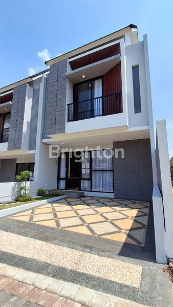 image RUMAH SULTAN FULL FURNISH 1M-AN DI KOTA MALANG (2)