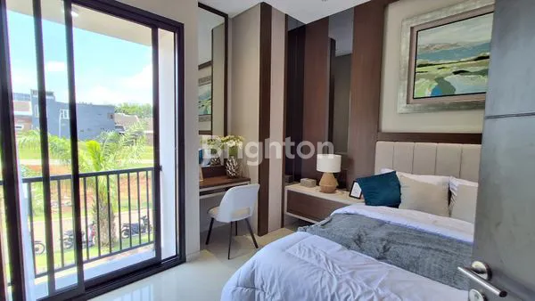 image RUMAH SULTAN FULL FURNISH 1M-AN DI KOTA MALANG (7)