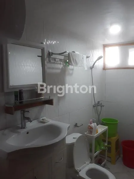 image RUMAH MEWAH 3,5 LANTAI LT 1000M² DI DAWARBLANDONG (5)