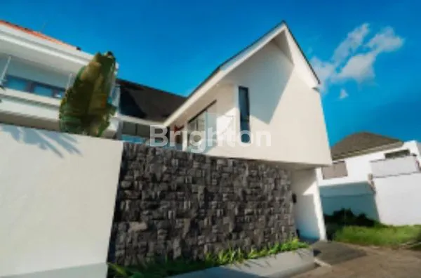 image BRAND NEW 3-BEDROOM VILLA WITH PRIVATE POOL IN UMALAS – MODERN & FULLY SERVICED \\\\\\\\\\\\\\\\UD83D\\\\\\\\\\\\\\\\UDCCD LOCATION: JALAN BUMBAK 63B NO.11, UMALAS YEARLY RENT: IDR 350.000.000  BOND DEPOSIT: 10% (REFUNDABLE) LAND SIZE: 100 M² | BUILDING S (11)