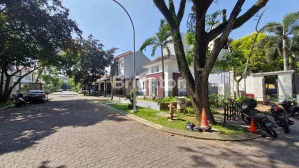 image RUMAH HOOK 3KT, LOKASI PREMIUM PARAHYANGAN (3)