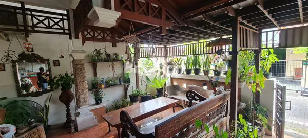 image RUMAH 3 LANTAI DI JL BANTENG SEMARANG (2)