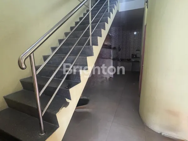 image DIJUAL RUMAH 2 LANTAI SIAP HUNI DI TIBAN HOUSING (4)