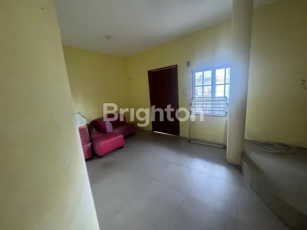 image DIJUAL RUMAH 2 LANTAI SIAP HUNI DI TIBAN HOUSING (8)