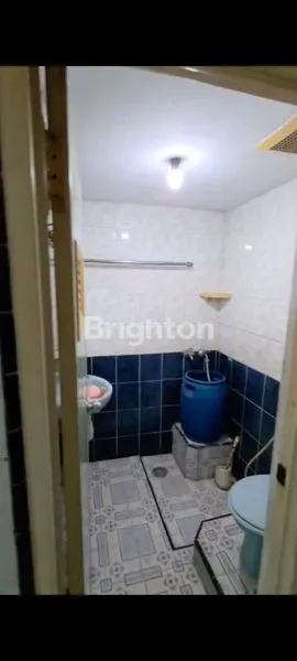 image RUMAH MEWAH 3 LANTAI HADAP SELATAN SHM (4)