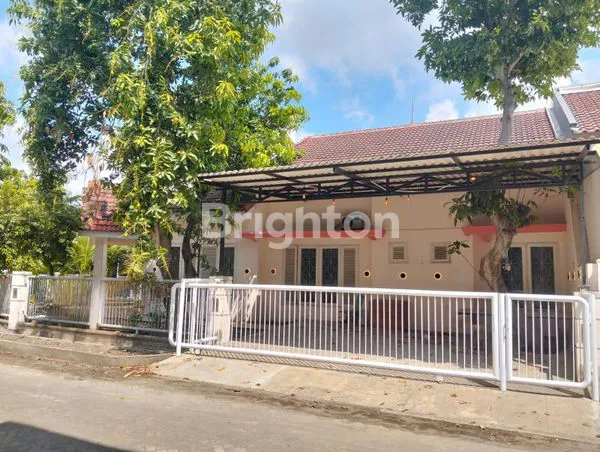 image RUMAH BAGUS LUAS SIAP PAKAI RUNGKUT MAPAN 2 LANTAI HOOK SEMI FURNISH DEKAT MERR, AKSES TOL, BARUK, TRANSMART, UPN, SUPERINDO, TENGGILIS (1)