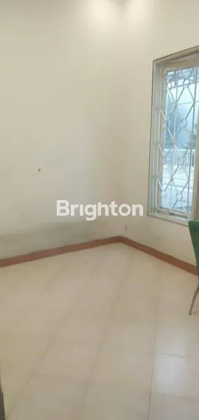 image RUMAH BAGUS LUAS SIAP PAKAI RUNGKUT MAPAN 2 LANTAI HOOK SEMI FURNISH DEKAT MERR, AKSES TOL, BARUK, TRANSMART, UPN, SUPERINDO, TENGGILIS (8)