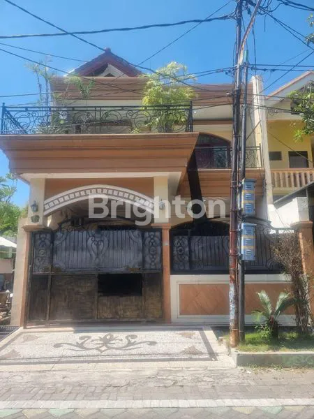 image RUMAH HOOK DUKUH KUPANG 2 LANTAI ADA KOLAM IKAN DAN BALKON (1)