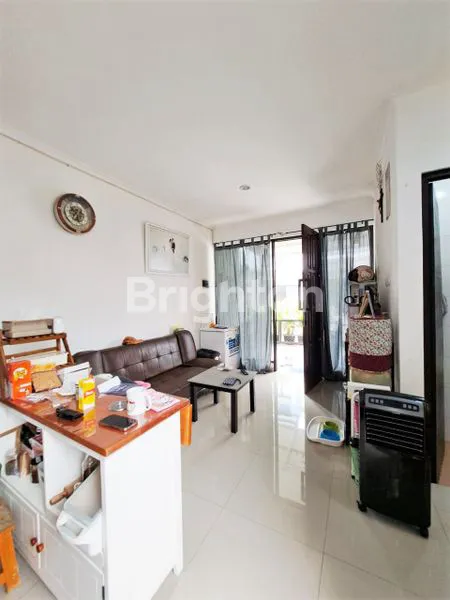 image MURAH DI BAWAH HARGA PASARAN,RUMAH CANTIK DI CLUSTER THE OASIS BINTARO TANGERANG SELATAN NYAMAN HUNI. (1)