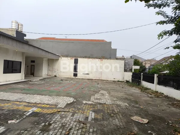 TEMPAT USAHA DI KETINTANG MADYA DEKAT KAMPUS UNESA, DEKAT ROYAL PLAZA, DEKAT AHMAD YANI