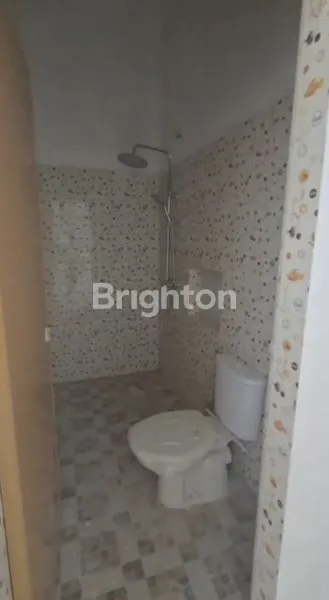 image VILLA 2 1/2 TINGKAT SIAP HUNI (4)