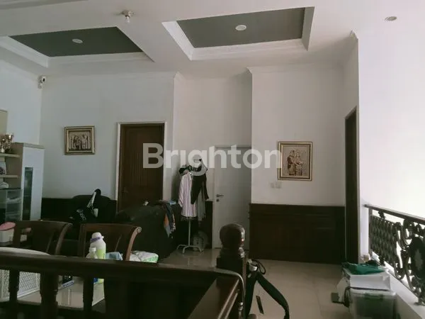 image DIJUAL RUMAH STRATEGIS BEBAS BANJIR DI CAWANG INDAH (4)