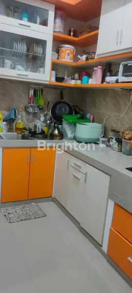 image DIJUAL RUMAH  2 LANTAI HARGA TERJANGKAU AREA SAWOJAJAR KOTA MALANG DEKAT PINTU TOL SAWOJAJAR FREE AC DAN WATER HEATER (7)