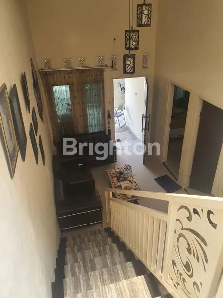 image DIJUAL RUMAH  2 LANTAI HARGA TERJANGKAU AREA SAWOJAJAR KOTA MALANG DEKAT PINTU TOL SAWOJAJAR FREE AC DAN WATER HEATER (6)