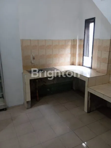 image RUMAH STRATEGIS PUSAT KOTA (2)