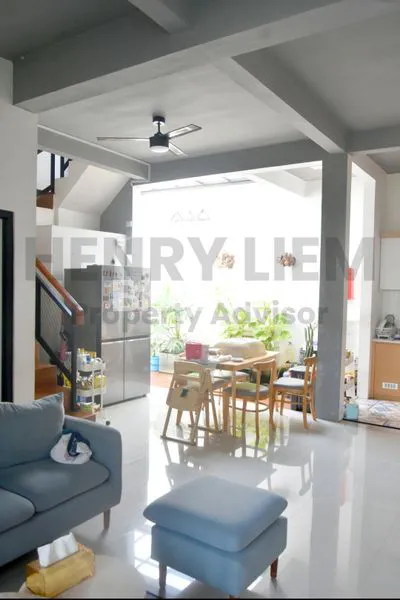 image PROPERTI MEWAH FULL FURNISHED SHM MADIUN (3)