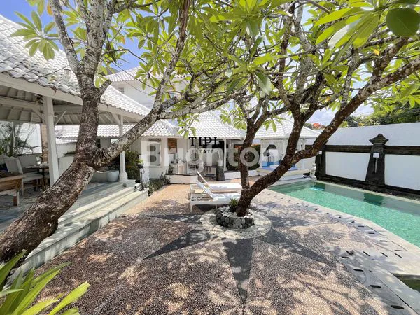image VILLA STRATEGIS LUAS 300 METER  DI KEROBOKAN SEMINYAK BALI – PRIME LOCATION & HIGH ROI! (4)